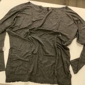 Long sleeved top